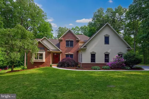 230 Acorn Ln, Lititz, PA 17543