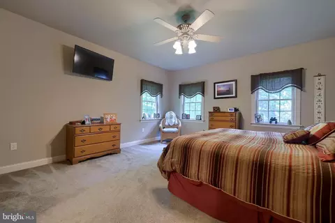 230 Acorn Ln, Lititz, PA 17543 photo 19