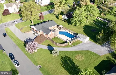 117 Church Rd, Lititz, PA 17543
