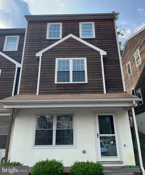 27 Chesapeake St, Lancaster, PA 17602