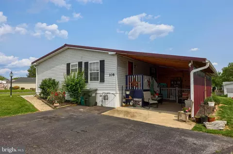 108 Fox Run Ct, Lancaster, PA 17603