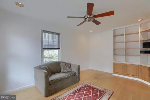 215 E New St, Lititz, PA 17543 photo 18