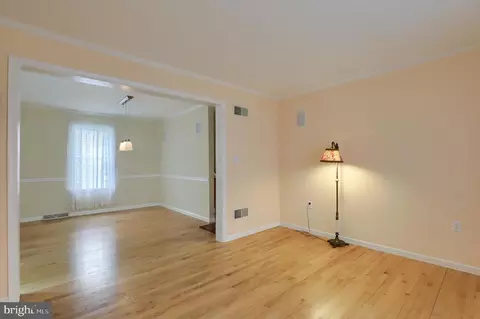 215 E New St, Lititz, PA 17543 photo 26