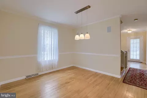 215 E New St, Lititz, PA 17543 photo 22