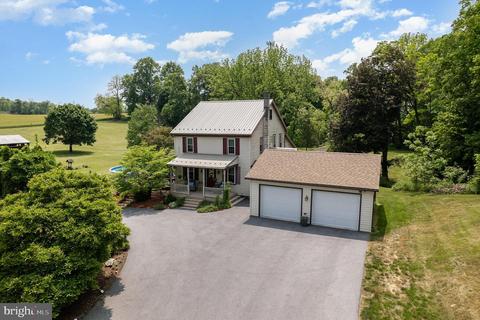 838 Stackstown Rd, Bainbridge, PA 17502