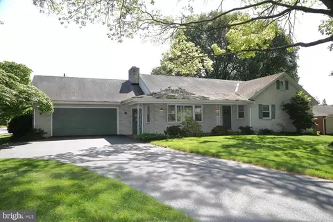 235 N Spruce St, Elizabethtown, PA 17022