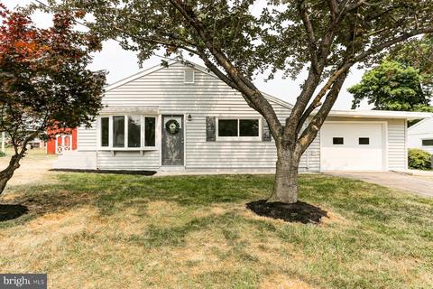 265 Lania Dr, Landisville, PA 17538