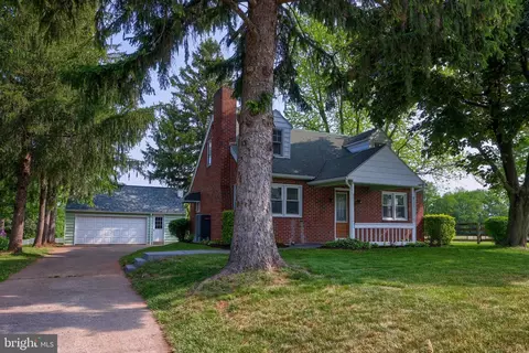 1606 N Reading Rd, Stevens, PA 17578