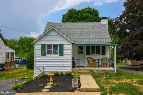 28 S Eastland Dr, Lancaster, PA 17602