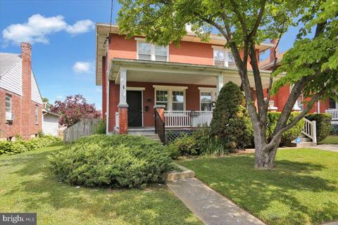 1037 Locust St, Columbia, PA 17512