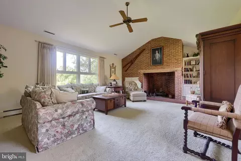 550 560 Stonehenge Dr, Lititz, PA 17543 photo 18