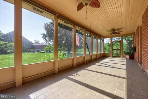 550 560 Stonehenge Dr, Lititz, PA 17543 photo 20