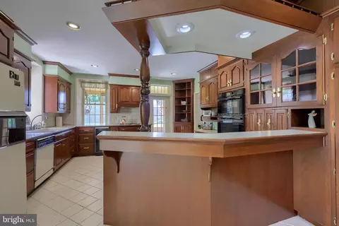 550 560 Stonehenge Dr, Lititz, PA 17543 photo 8