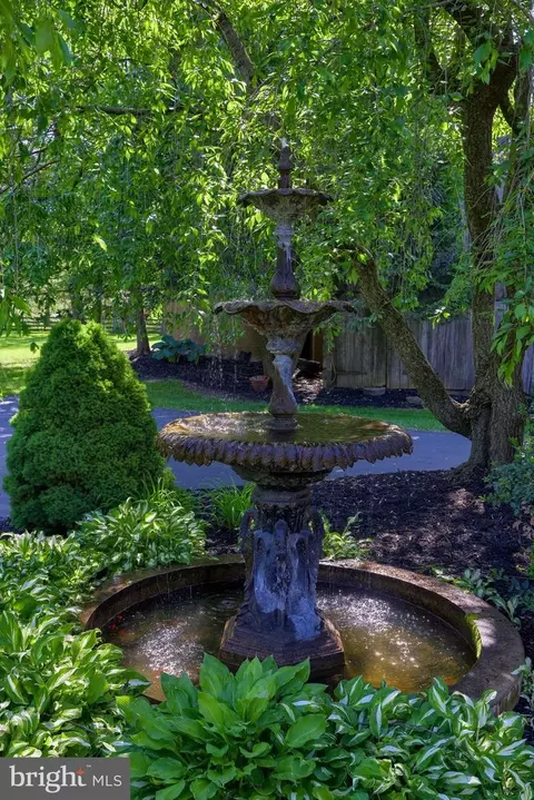 550 560 Stonehenge Dr, Lititz, PA 17543 photo 40