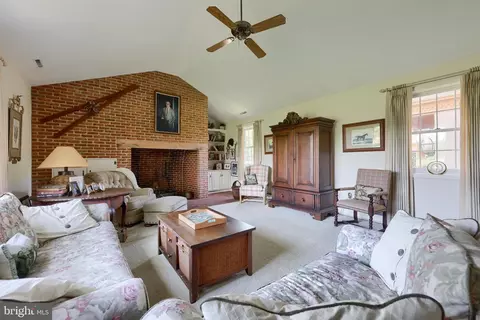 550 560 Stonehenge Dr, Lititz, PA 17543 photo 19