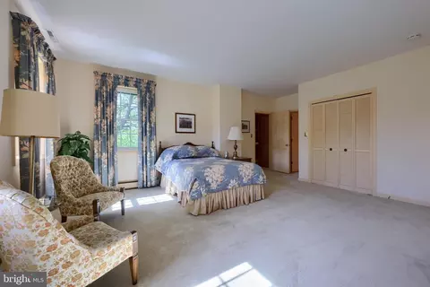 550 560 Stonehenge Dr, Lititz, PA 17543 photo 31