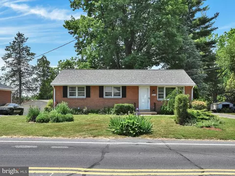 2058 Stone Mill Rd, Lancaster, PA 17603