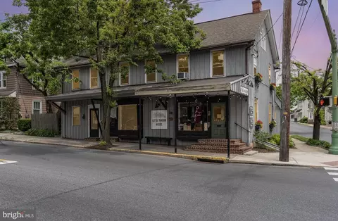 201 N Broad St, Lititz, PA 17543
