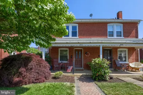 967 Center Ave, Lancaster, PA 17601
