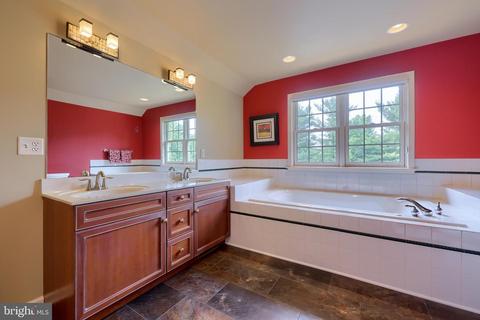 430 Oak Ln, Lititz, PA 17543 photo 29