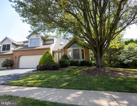 2641 Stagecoach Ln, Lancaster, PA 17601