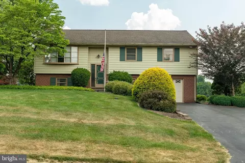 153 Bender Mill Rd, Lancaster, PA 17603