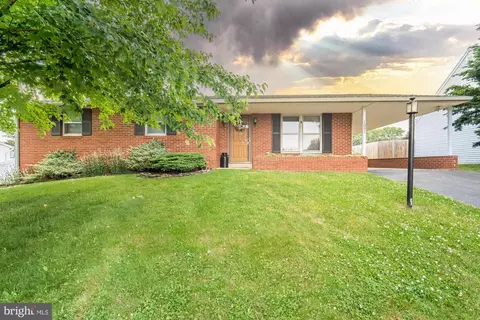 1291 Staman Ln, Columbia, PA 17512