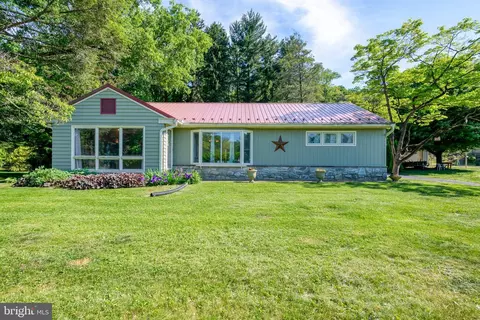 202 Meadow Ln, Lancaster, PA 17601