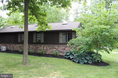246 Acorn Ln, Lititz, PA 17543 photo 14