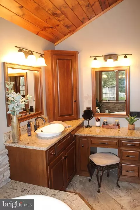 246 Acorn Ln, Lititz, PA 17543 photo 23