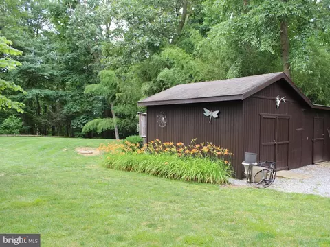 246 Acorn Ln, Lititz, PA 17543 photo 13