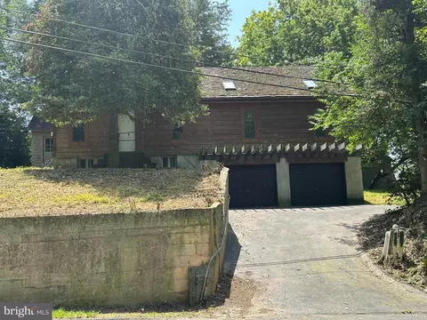 142 Eckman Rd, Lancaster, PA 17602