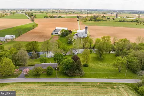 262 Turtle Hill Rd, Ephrata, PA 17522