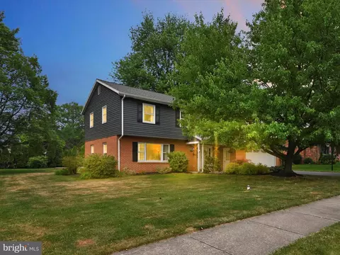 1163 Lincoln Heights Ave, Ephrata, PA 17522