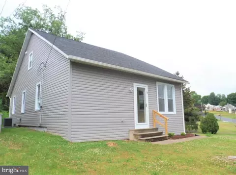 33 S Eastland Dr, Lancaster, PA 17602