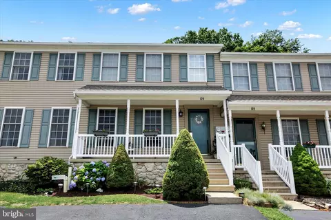 124 Acorn Ln, Mountville, PA 17554