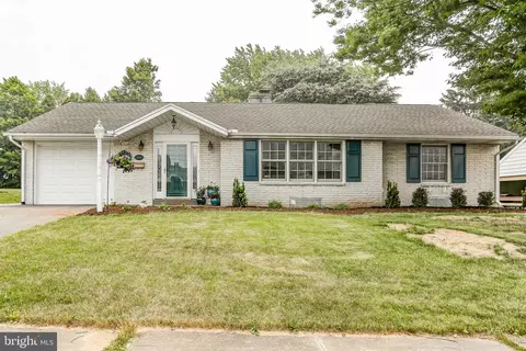 620 E Hummelstown St, Elizabethtown, PA 17022