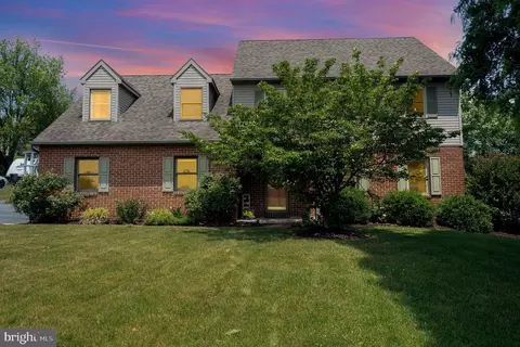 727 12 Owl Hill Rd, Lititz, PA 17543 photo 2