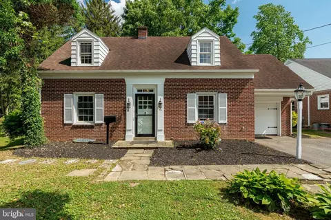 140 Landis Ave, Millersville, PA 17551