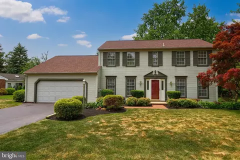 1848 Beverly Dr, Lancaster, PA 17601