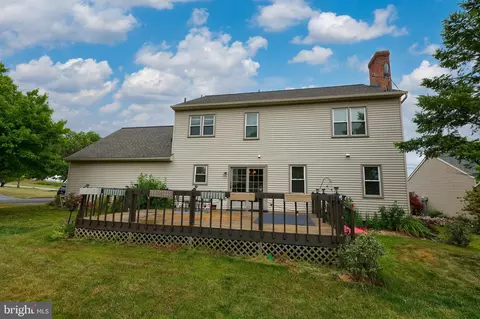 48 E Meadow Valley Rd, Lititz, PA 17543 photo 5