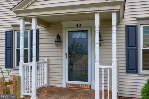 48 E Meadow Valley Rd, Lititz, PA 17543 photo 2
