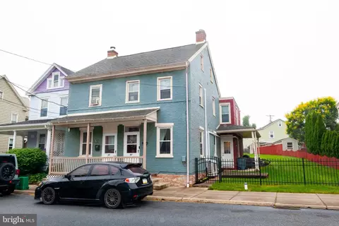 6567 Front St, Lititz, PA 17543 photo 2