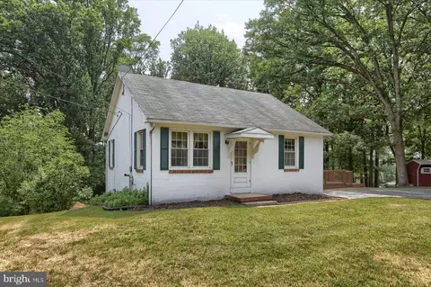 326 W 28th Division Hwy, Lititz, PA 17543