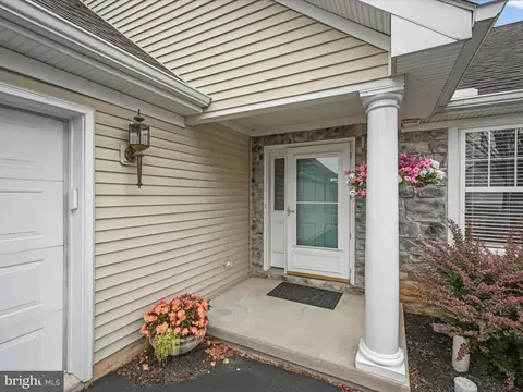 1149 Brighton Ave, Lititz, PA 17543 photo 3