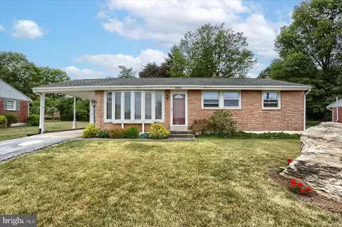 1028 Anderson Ferry Rd, Mount Joy, PA 17552