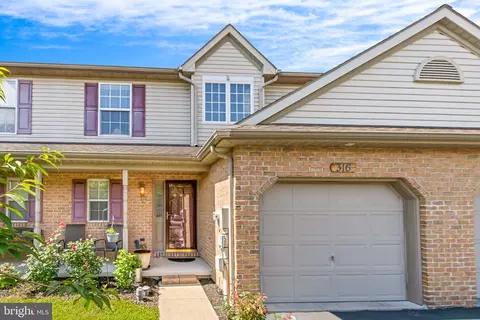 316 Fairmount Ter, Mountville, PA 17554