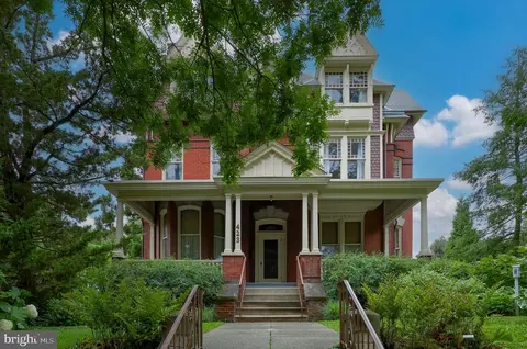 423 W Chestnut St, Lancaster, PA 17603