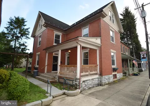 216 E Main St, Mount Joy, PA 17552