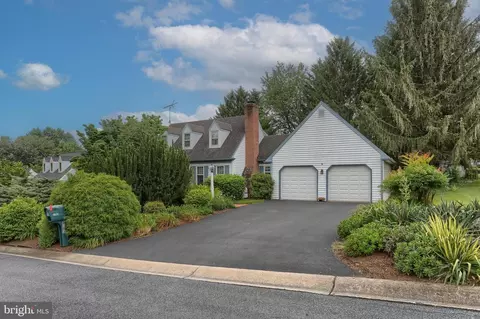 3192 Cottonwood Ct, Lancaster, PA 17601